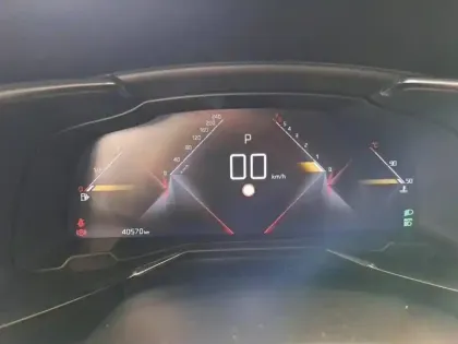 Photo 10 DS Ds 7 DS7 Crossback PureTech 180 EAT8