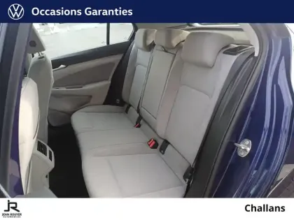 Photo 13 Volkswagen Golf  1.0 eTSI OPF 110 DSG7