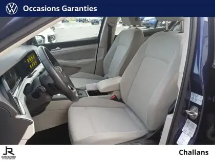 Photo 12 Volkswagen Golf  1.0 eTSI OPF 110 DSG7