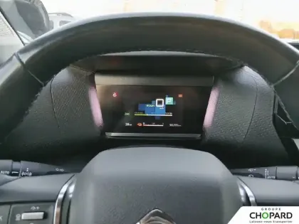 Photo 20 Citroën C4 e- 136 ch Automatique