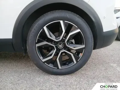 Photo 32 Citroën C4 e- 136 ch Automatique