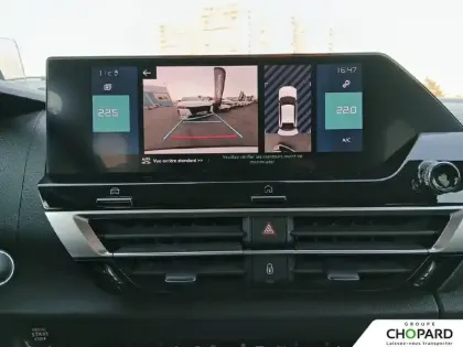 Photo 36 Citroën C4 e- 136 ch Automatique