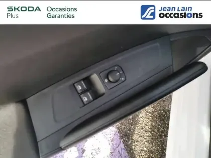 Photo 16 Skoda Fabia  1.0 MPI 65 ch BVM5