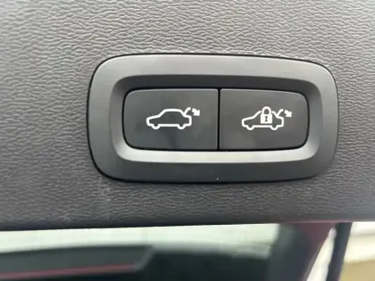 Photo 13 Volvo Xc40  T5 Recharge 180+82 ch DCT7