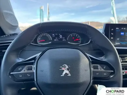 Photo 67 Peugeot 208  PureTech 75 S&S BVM5