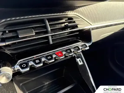 Photo 21 Peugeot 208  PureTech 75 S&S BVM5