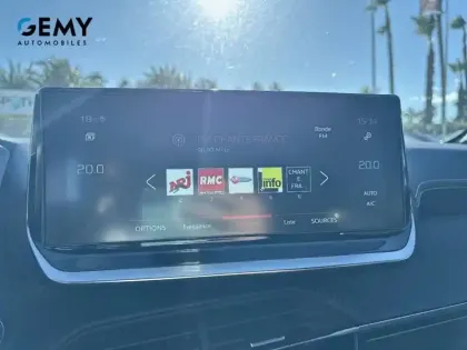 Photo 14 Peugeot 208  PureTech 100 S&S BVM6