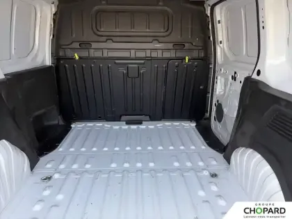 Photo 46 Peugeot Partner  FOURGON M 950 KG BLUEHDI 130 S&S BVM6