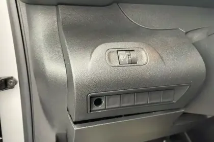 Photo 65 Peugeot Partner  FOURGON M 950 KG BLUEHDI 130 S&S BVM6