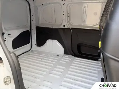 Photo 43 Peugeot Partner  FOURGON M 950 KG BLUEHDI 130 S&S BVM6