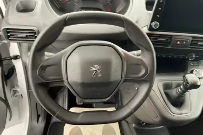 Photo 58 Peugeot Partner  FOURGON M 950 KG BLUEHDI 130 S&S BVM6