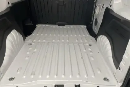 Photo 59 Peugeot Partner  FOURGON M 950 KG BLUEHDI 130 S&S BVM6