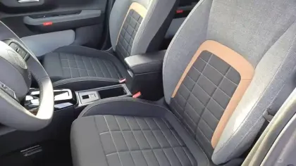 Photo 11 Citroën C3 Aircross  Hybride 145 e-DCS6