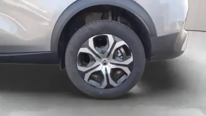 Photo 10 Citroën C3 Aircross  Hybride 145 e-DCS6