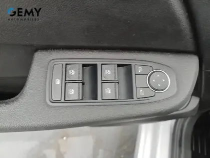 Photo 11 Renault Clio  Blue dCi 100