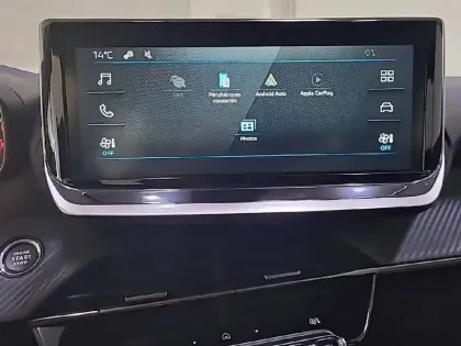 Photo 84 Peugeot 208  PureTech 100 S&S BVM6