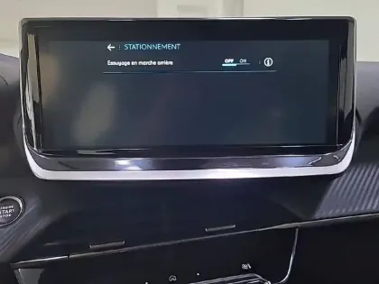 Photo 83 Peugeot 208  PureTech 100 S&S BVM6