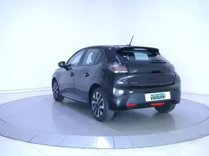 Photo 67 Peugeot 208  PureTech 100 S&S BVM6