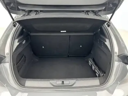 Photo 5 Peugeot 308  Hybrid 136 e-DCS6