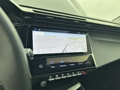 Photo 21 Peugeot 308  Hybrid 136 e-DCS6