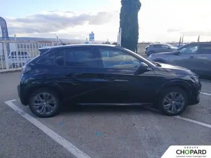 Photo 26 Peugeot 208  Electrique 50 kWh 136ch