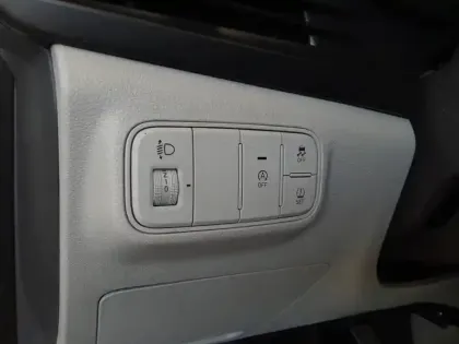 Photo 32 Hyundai Bayon  1.0 T-GDi 100 Hybrid 48V