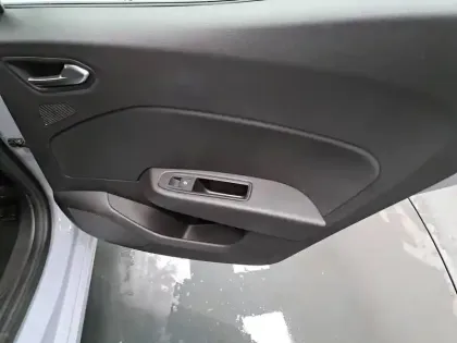 Photo 21 Renault Clio  Blue dCi 100 ch GSR2