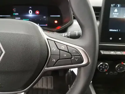 Photo 30 Renault Clio  Blue dCi 100 ch GSR2