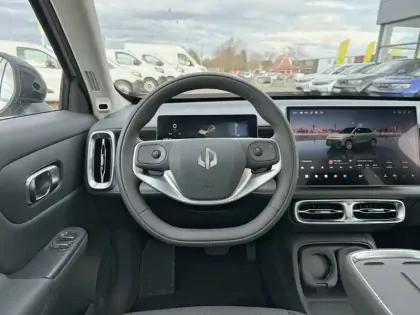 Photo 8 Leapmotor B10  BEV 67.1 kWh - 160 kW