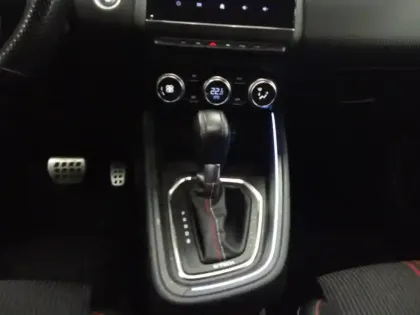 Photo 10 Renault Clio  E-Tech 140 - 21N