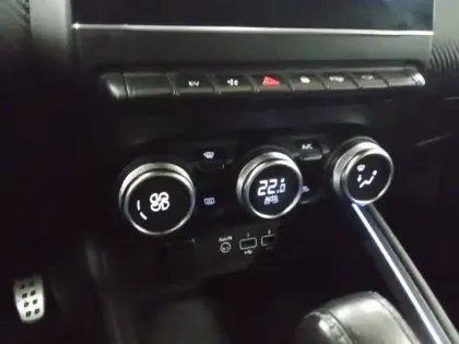 Photo 25 Renault Clio  E-Tech 140 - 21N