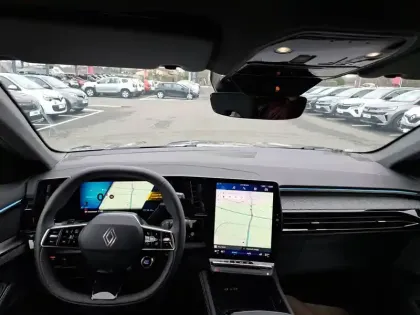 Photo 10 Renault Espace  E-Tech full hybrid 200 GSR2