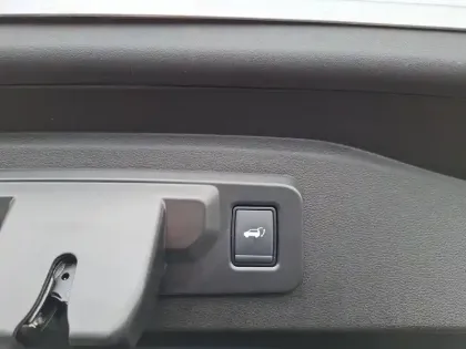 Photo 20 Renault Espace  E-Tech full hybrid 200 GSR2