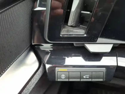 Photo 186 Renault Espace  E-Tech full hybrid 200 GSR2