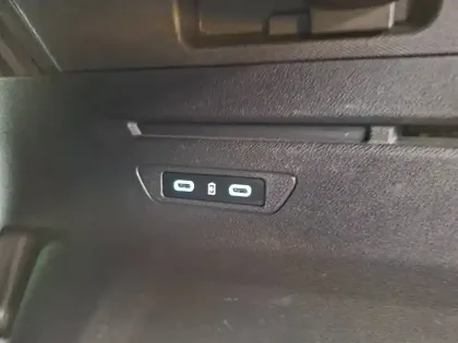 Photo 23 Renault Espace  E-Tech full hybrid 200 GSR2