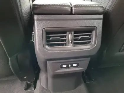 Photo 92 Renault Espace  E-Tech full hybrid 200 GSR2