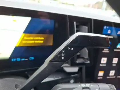 Photo 56 Renault Espace  E-Tech full hybrid 200 GSR2