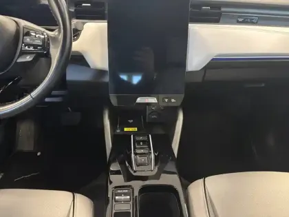 Photo 11 Honda E:ny1  204 ch