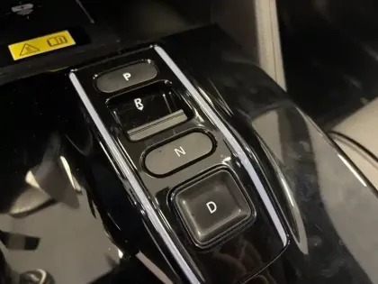 Photo 27 Honda E:ny1  204 ch