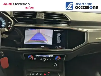 Photo 19 Audi Q3  35 TDI 150 ch S tronic 7