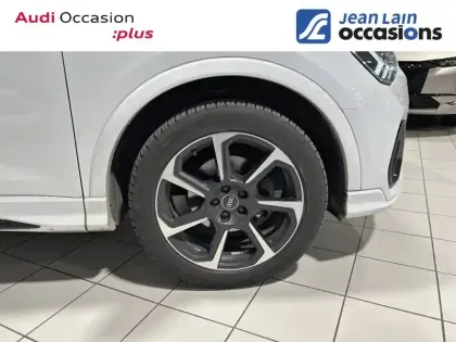 Photo 8 Audi Q3  35 TDI 150 ch S tronic 7