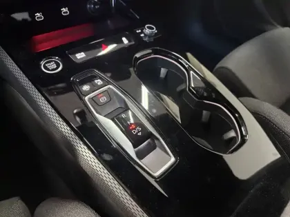 Photo 13 Audi A5  Avant TDI Hybride 204 ch S tronic 7