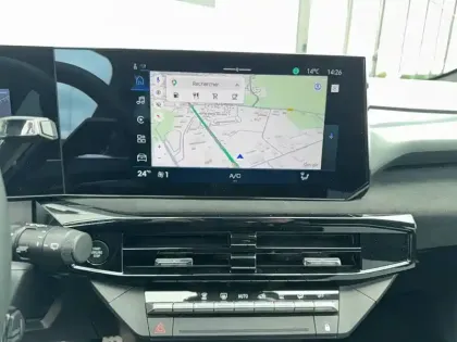Photo 12 Renault Clio  E-Tech full hybrid 160 ch