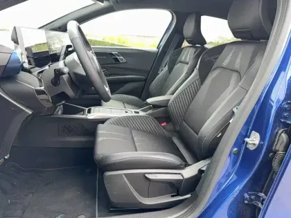 Photo 10 Renault Clio  E-Tech full hybrid 160 ch