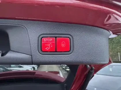 Photo 17 Mercedes GLA  180 7G-DCT