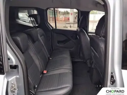 Photo 43 Mercedes CLA sse T 180 7G-DCT