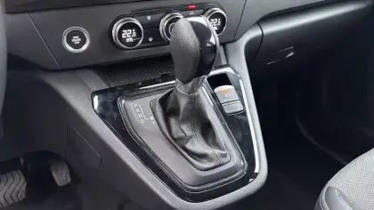 Photo 29 Renault Kangoo  TCe 130 EDC