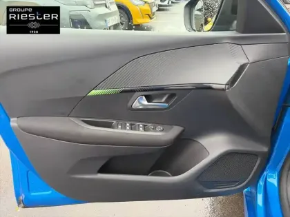 Photo 14 Peugeot 208  PureTech 75 S&S BVM5