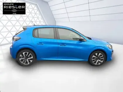 Photo 24 Peugeot 208  PureTech 75 S&S BVM5