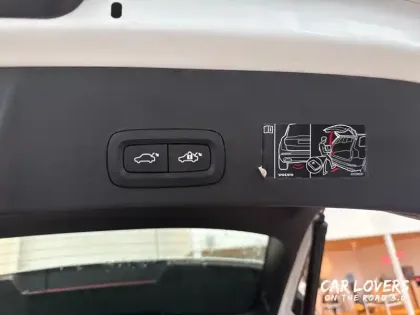 Photo 17 Volvo Xc40  T4 Recharge 129+82 ch DCT7